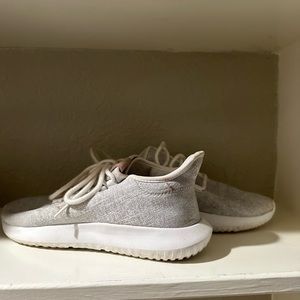 Adidas Tubular Woman’s